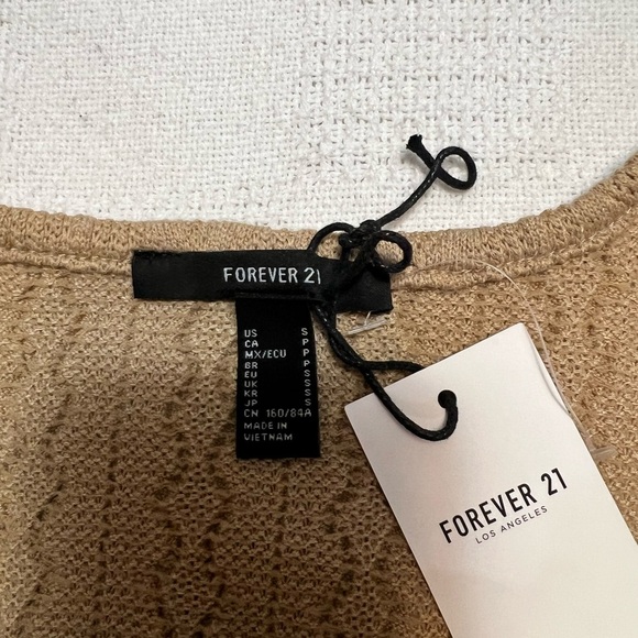 Forever 21 cropped top - Picture 3 of 6